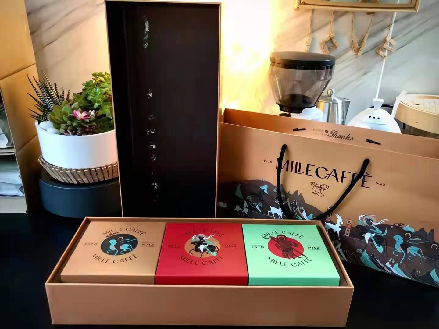 廣州清粵彩?。阂訤SC資質領航環保紙品印刷新征程